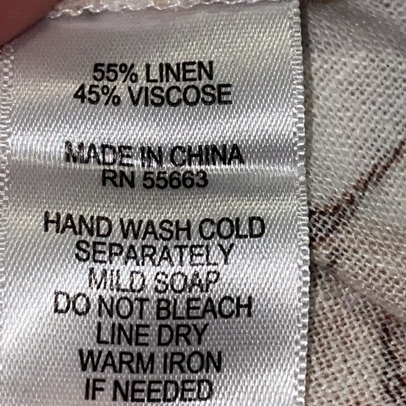 Tahari Linen Blend Palm Print Pants Womens Size Large.  Brown/Cream. Wide Leg. - Picture 3 of 9